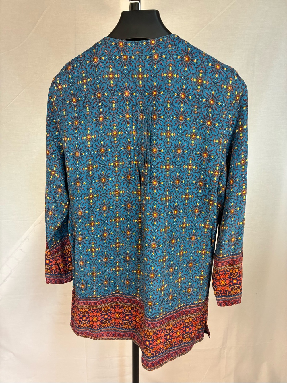 Coldwater Creek Bordering on Medallions Pintuck Button Front Tunic XL - Picture 5 of 9